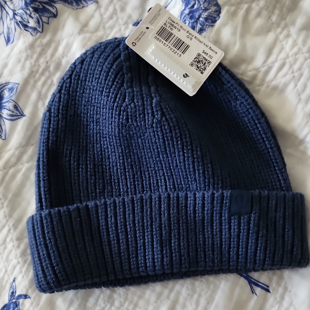 lululemon Blue Twill Close Fit Wool Blend Ribbed Knit Beanie Nwt